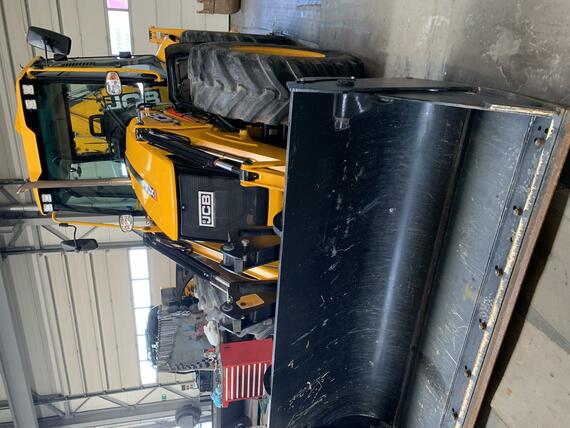 JCB 4CX