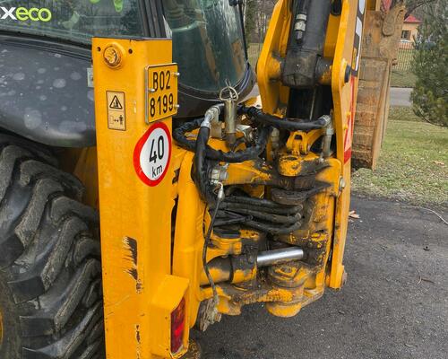 JCB 4CX