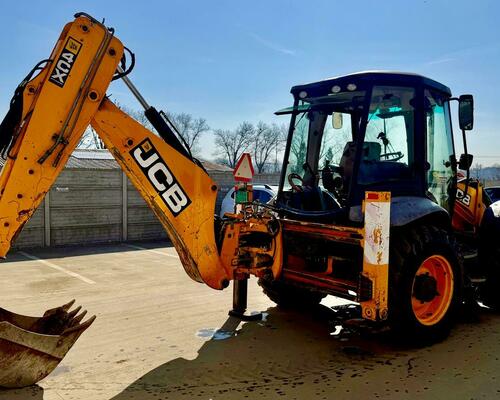 JCB 4CX - joystickove ovládanie 