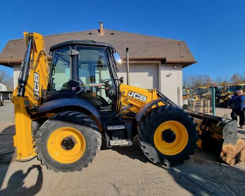 JCB 4CX - joysticky, klima, pouze 1850mth, TOP stav