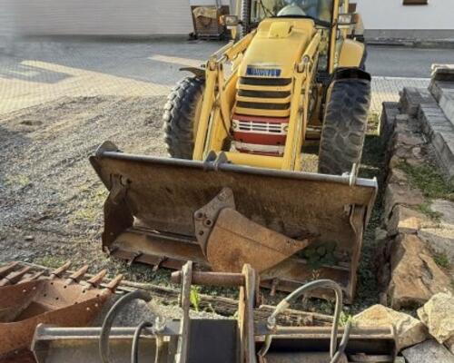 Komatsu WB 97 S2 Komatsu WB 97 S2