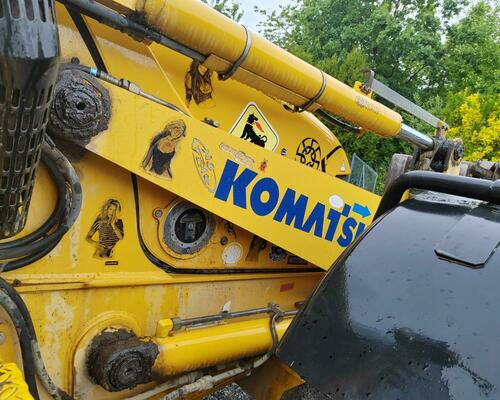 Komatsu WB-97s-2