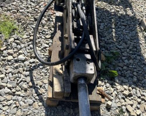 Komatsu WB 97S-2