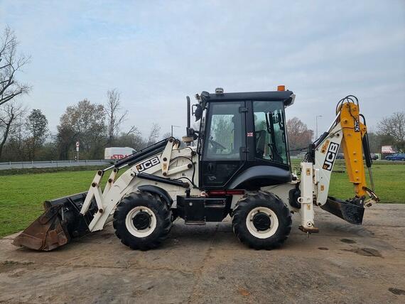 Prodej/pronájem JCB 2CX model 2015