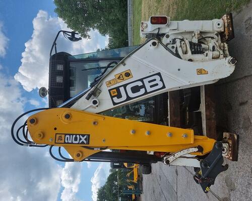 Prodej/pronájem JCB 2CX model 2015