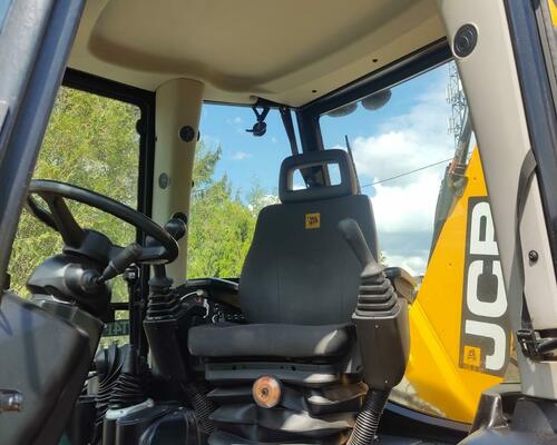 Rýpadlo-nakladač JCB 4CX - ECOO