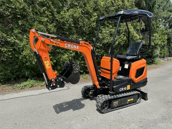 Bagr CRONA CR10P- minibagr 900 kg, mimoosý diesel