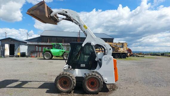BOBCAT S 205