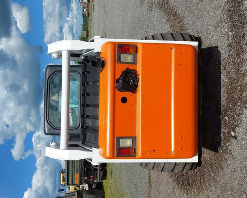 BOBCAT S 205