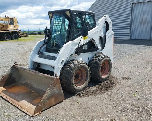 BOBCAT S 205