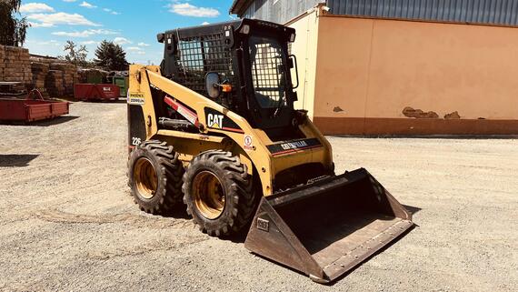 CAT 226
