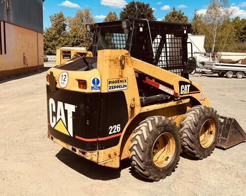 CAT 226