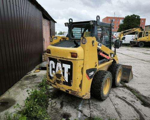 CAT 226B2