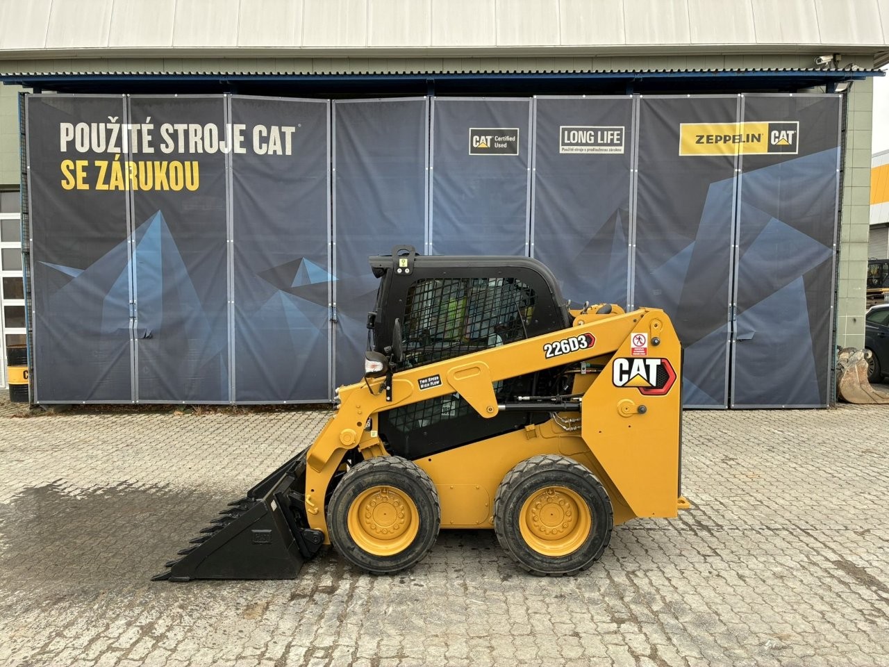 Caterpillar 226D3