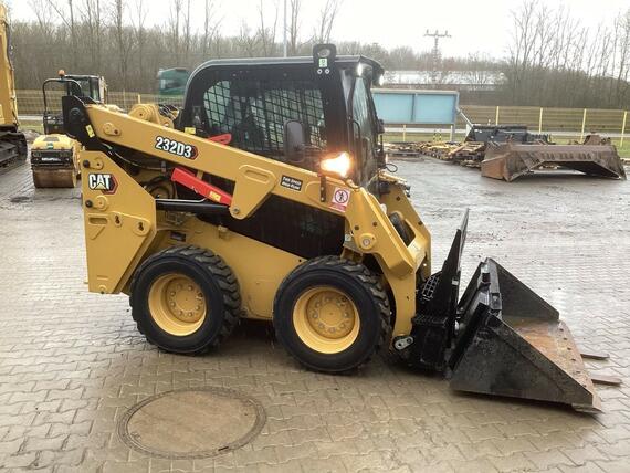 Caterpillar 232D3
