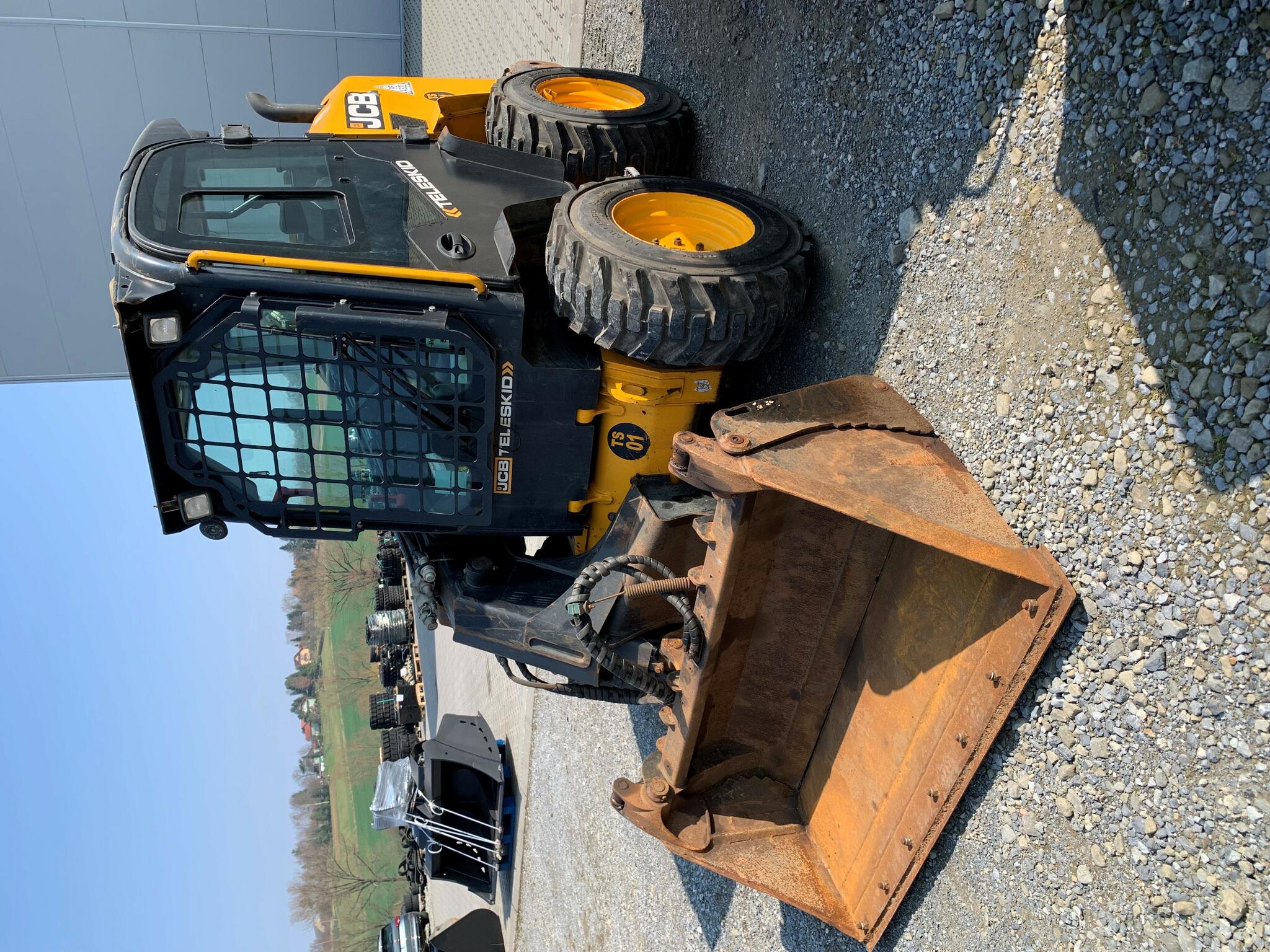 JCB3TS
