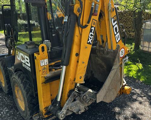 JCB JCX