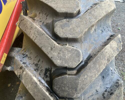 Komatsu WB97S