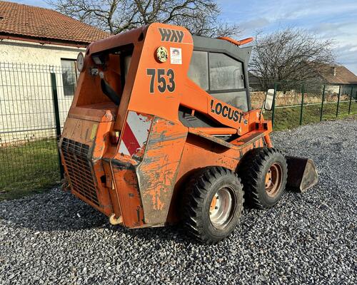 Locust 753
