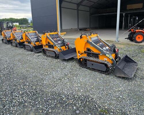 Mini pásový nakladač Skid Steer BCT 400