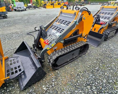 Mini pásový nakladač Skid Steer BCT 400