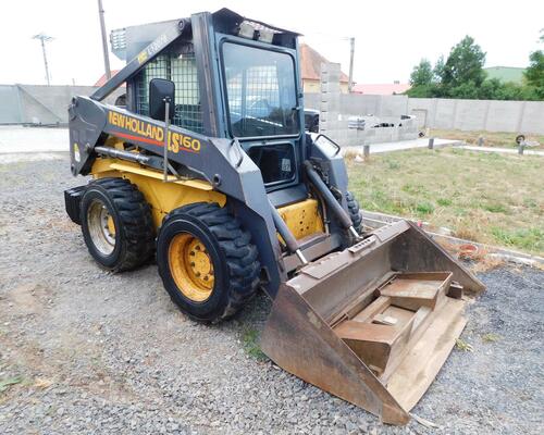 NEW HOLLAND LS 160