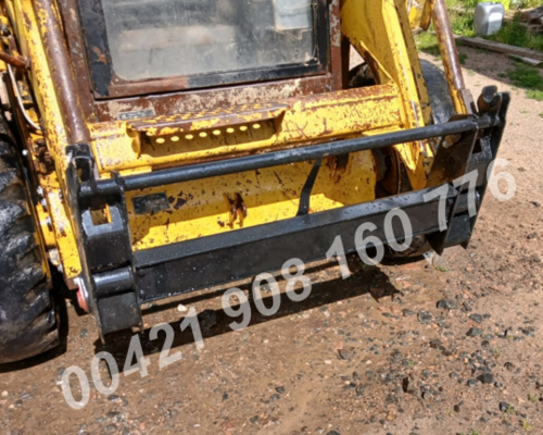 Rychloupínač, rychloupínák detvan UNC061, bobek, smykáč unc locust