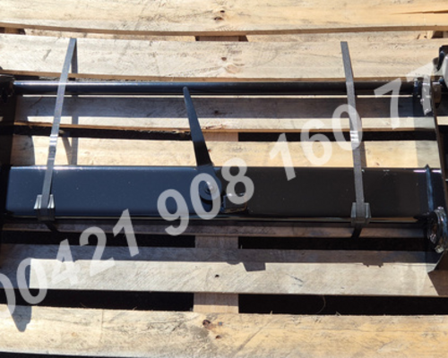 Rychloupínač, rychloupínák detvan UNC061, bobek, smykáč unc locust