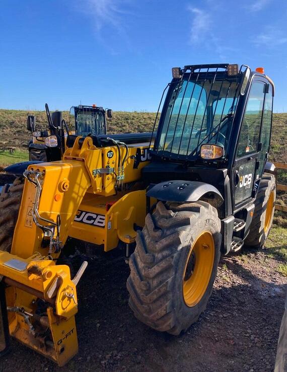 JCB 535-95 pouze 270mth - motor 81kw, joysticky, klimatizace