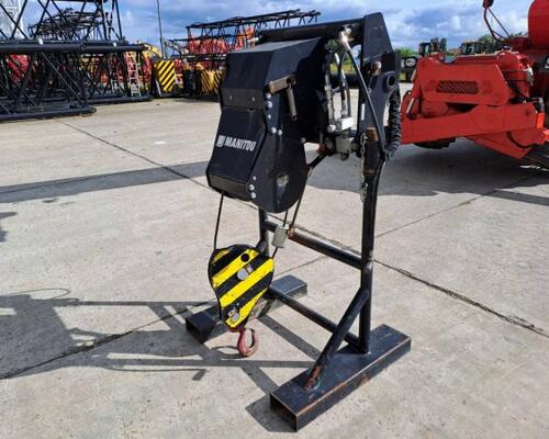 Manitou MRT2540 + naviják