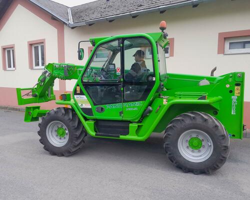 MERLO P38.12 a P38.13