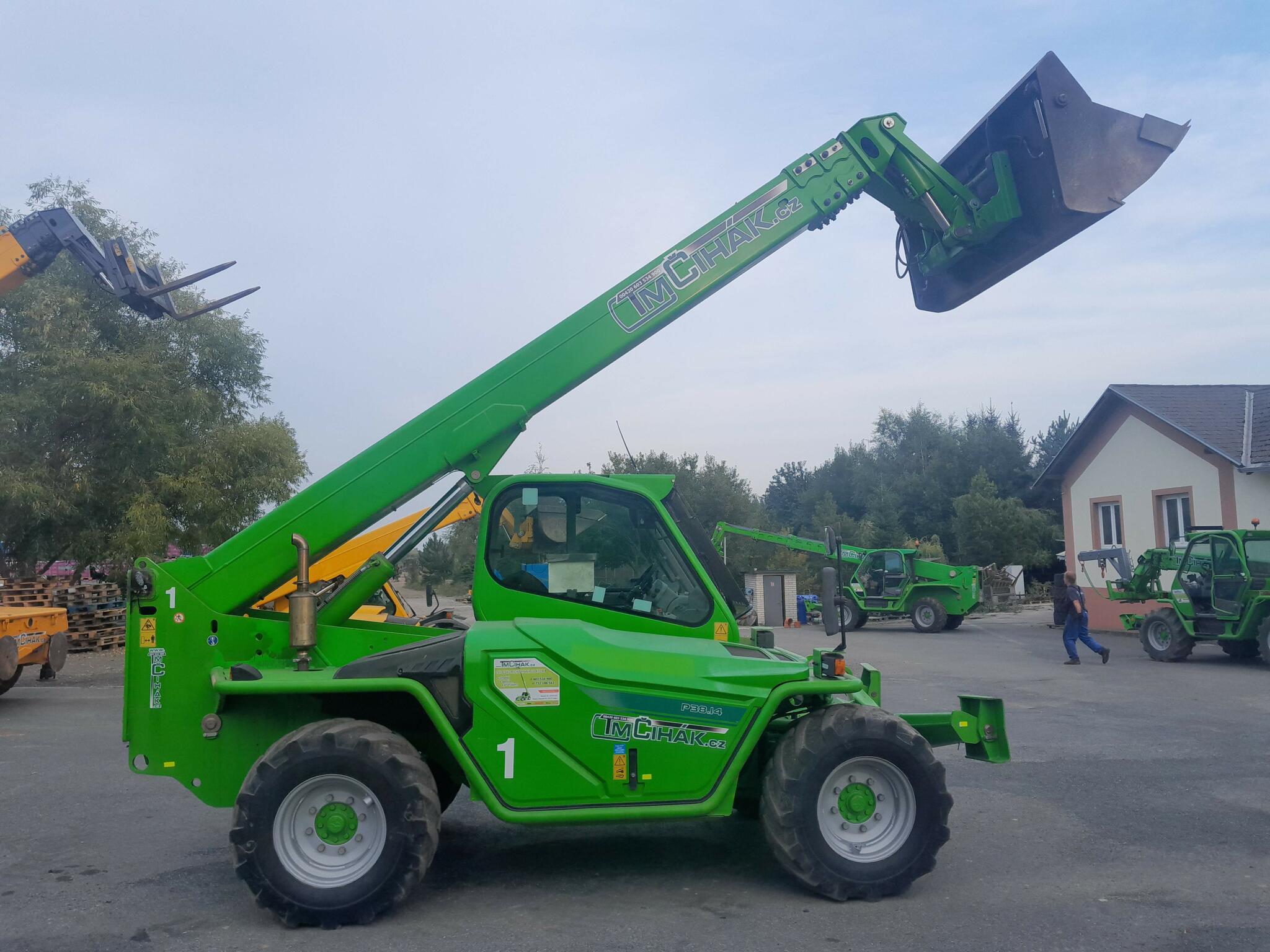 MERLO P38.14  4000/14M