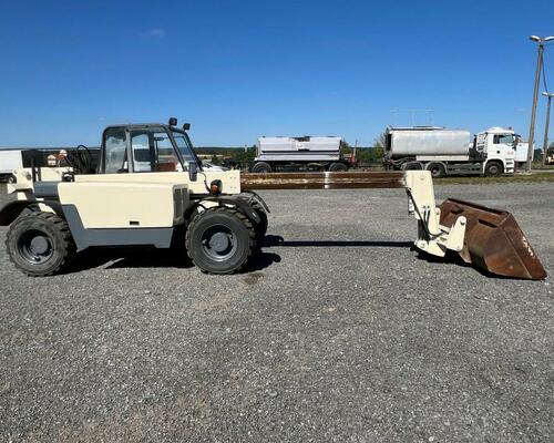 TEREXLIFT TELELIFT 2306 4X4-IDEÁLNÍ DO MENŠÍCH PROSTORŮ