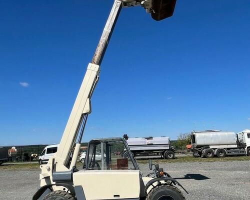 TEREXLIFT TELELIFT 2306 4X4-IDEÁLNÍ DO MENŠÍCH PROSTORŮ