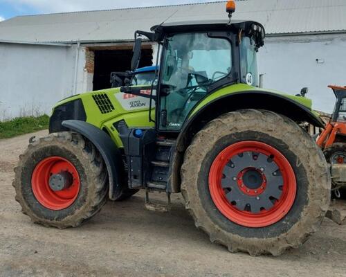 Claas Axion 870