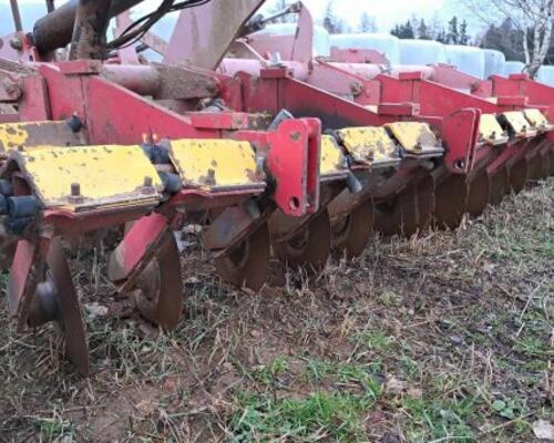 _JINÉ (SE) Vaderstad - Carrier 650
