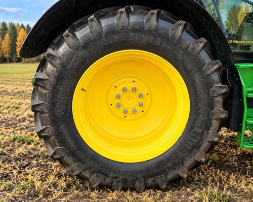 John Deere 6155R Ultimate Edition (Možnost leasingu)