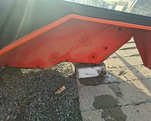 Kabina zetor uřI trojková kabina