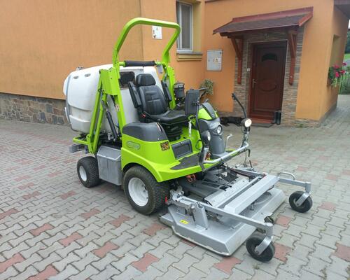 Prodám komunální sekací traktor Grillo FD13.09