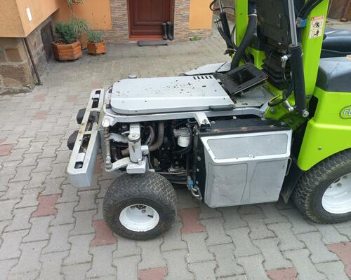 Prodám komunální sekací traktor Grillo FD13.09 
