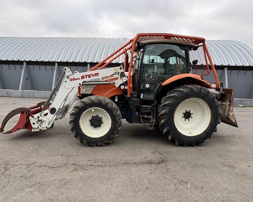 Steyr 4110 Profi s lesní nástavbou Forst