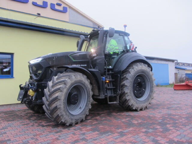 Traktor DEUTZ FAHR 9340 AGROTRON TTV 
