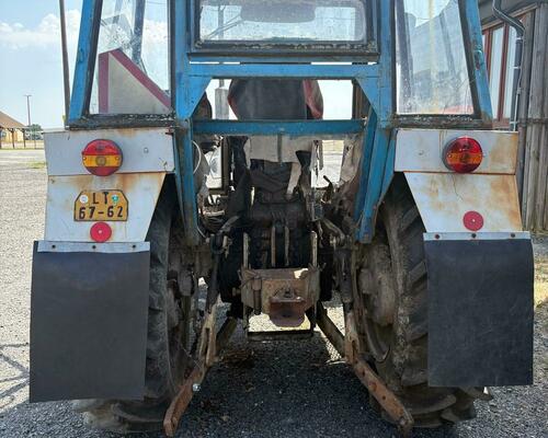 Zetor 6911