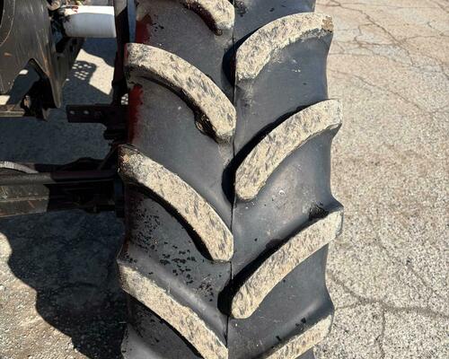 ZETOR PROXIMA 8441 4X4 čelní nakladač a nová lžíce