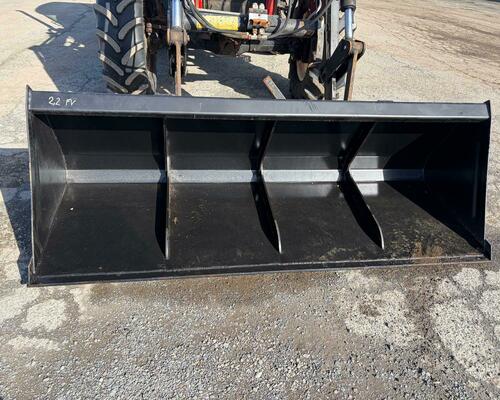 ZETOR PROXIMA 8441 4X4 + čelní nakladač s novou lžící