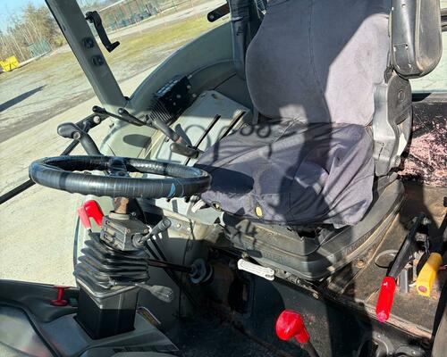 ZETOR PROXIMA 8441 4X4 + čelní nakladač s novou lžící