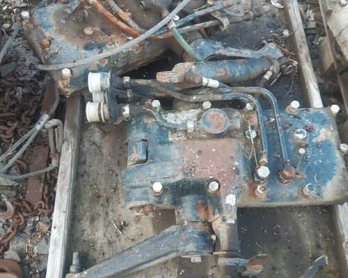 Zetor uřI motor 7201. 