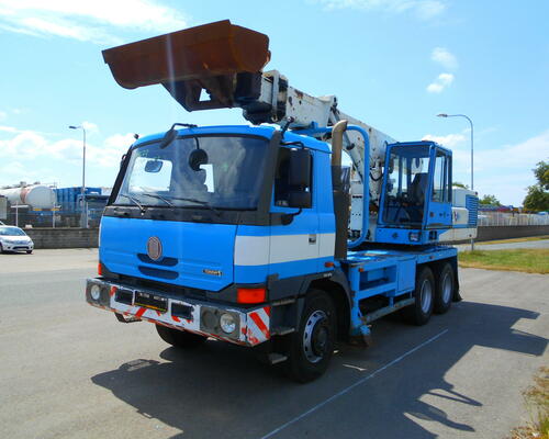 Pracovní stroj samojízdný Tatra T815 - 2 UDS 214 