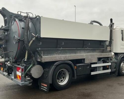 Scania P360