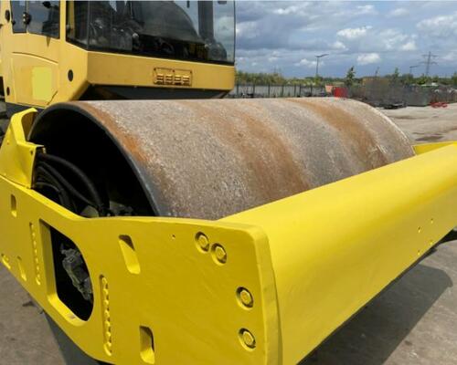 Bomag BW 213 DH-4